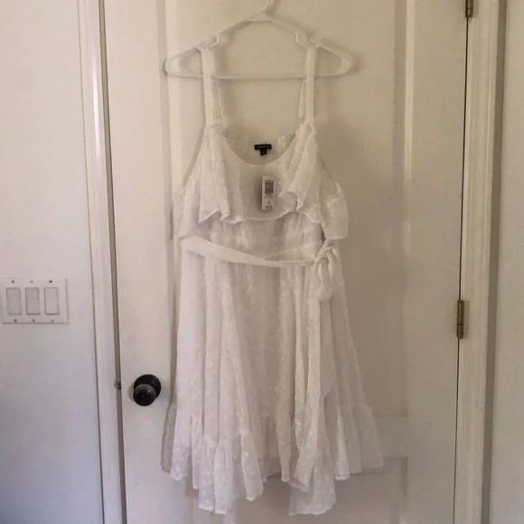 Torrid NWT White Dress - Picture 1 of 5